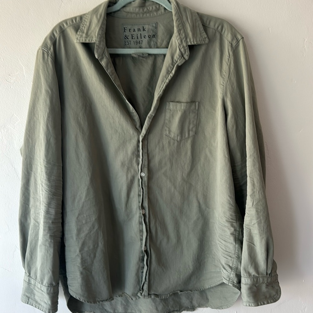 Frank & Eileen Sage Green Button-Front Shirt